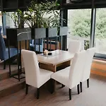 كونسيبت ريزيدنس 4*